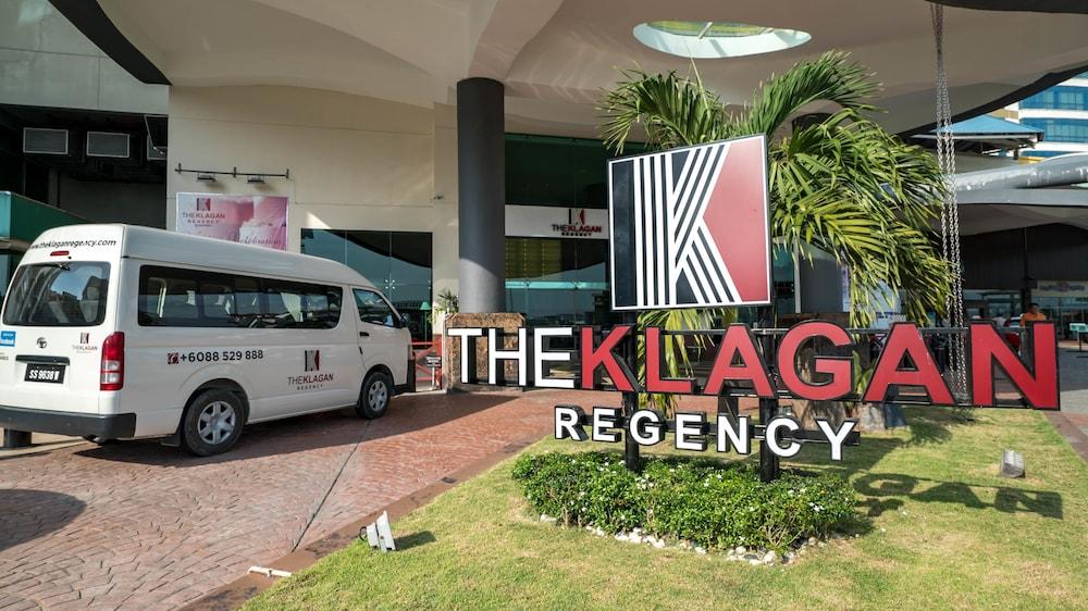 The Klagan Regency 1Borneo Hotel Kota Kinabalu Exterior foto